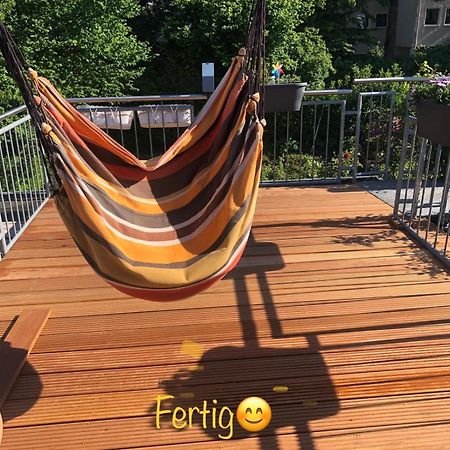 Messe, Uniklinikum, Grugapark - Charmante Wohnung Mit Dachterrasse In Guter Lage エッセン エクステリア 写真